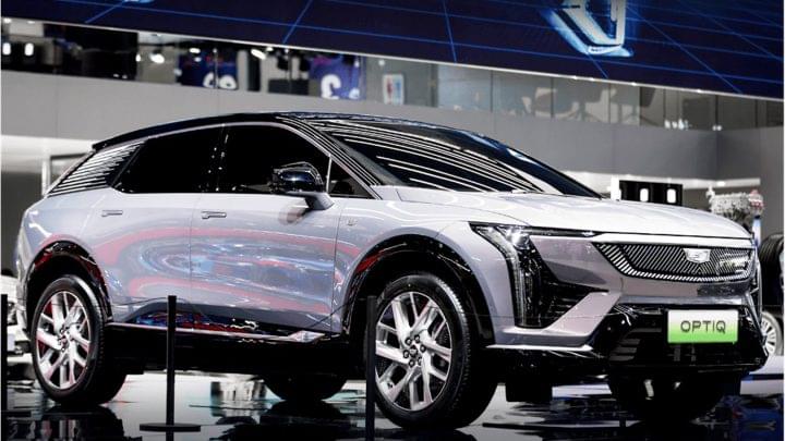 Cadillac ALL-ELECTRIC OPTIQ 2024